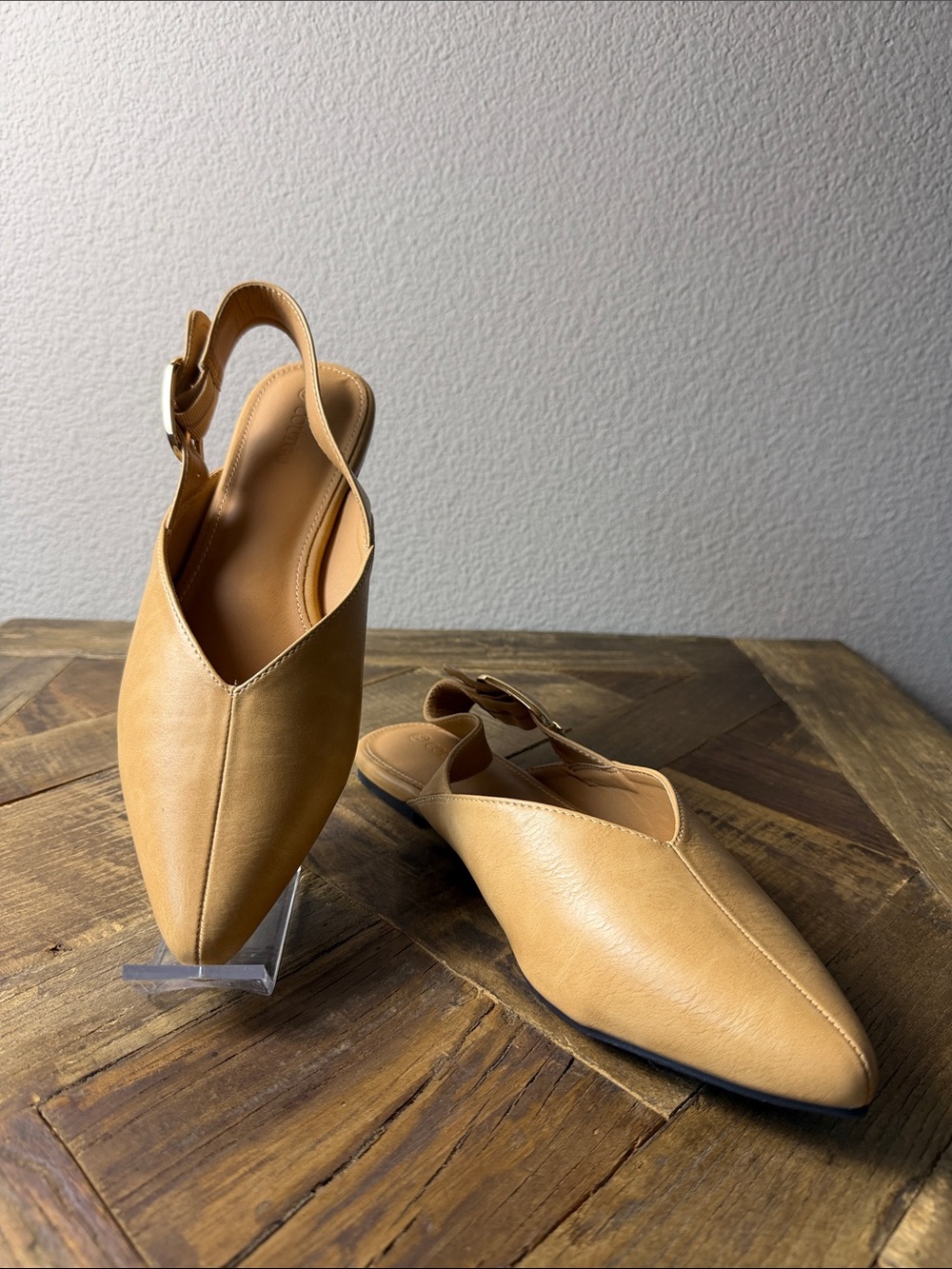 Size 9.5 Coutgo Women's Tan Pointed Slingback Flats with Buckle
